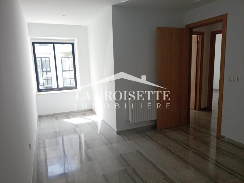 Duplex S+3 à Bhar Lazrek La Marsa